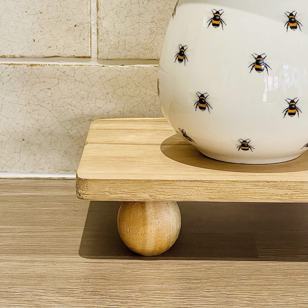 Raised Wooden Tray with Round Feet – Natural