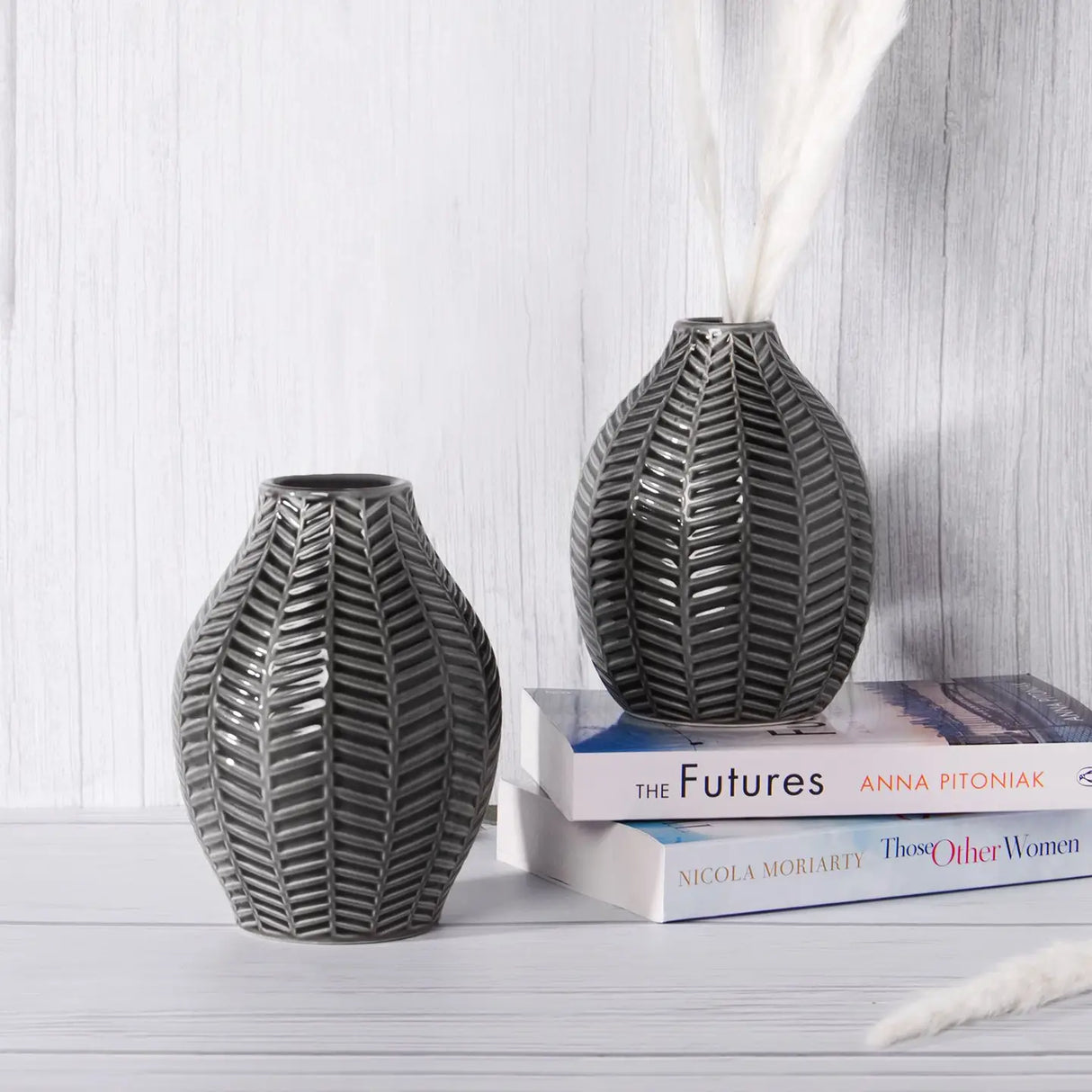 Grey Ceramic Leaf  Vase | Set of 2