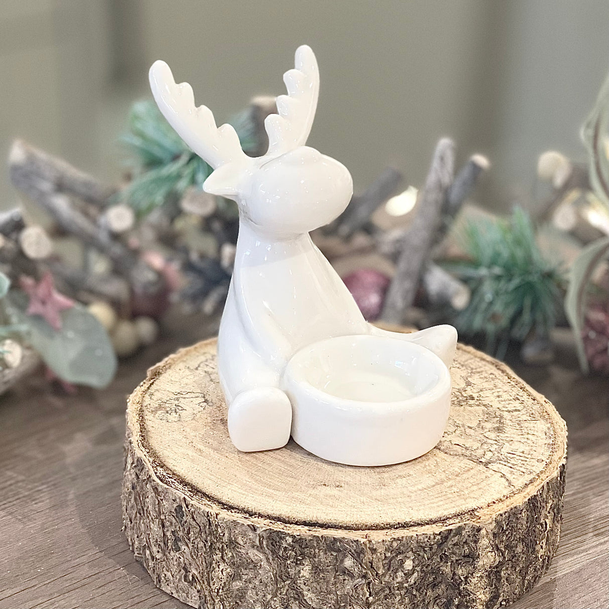 White Reindeer T-light Holder | 13cm