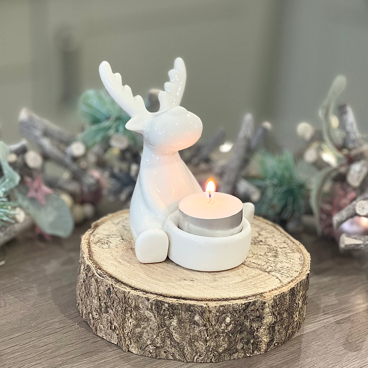 White Reindeer T-light Holder | 13cm