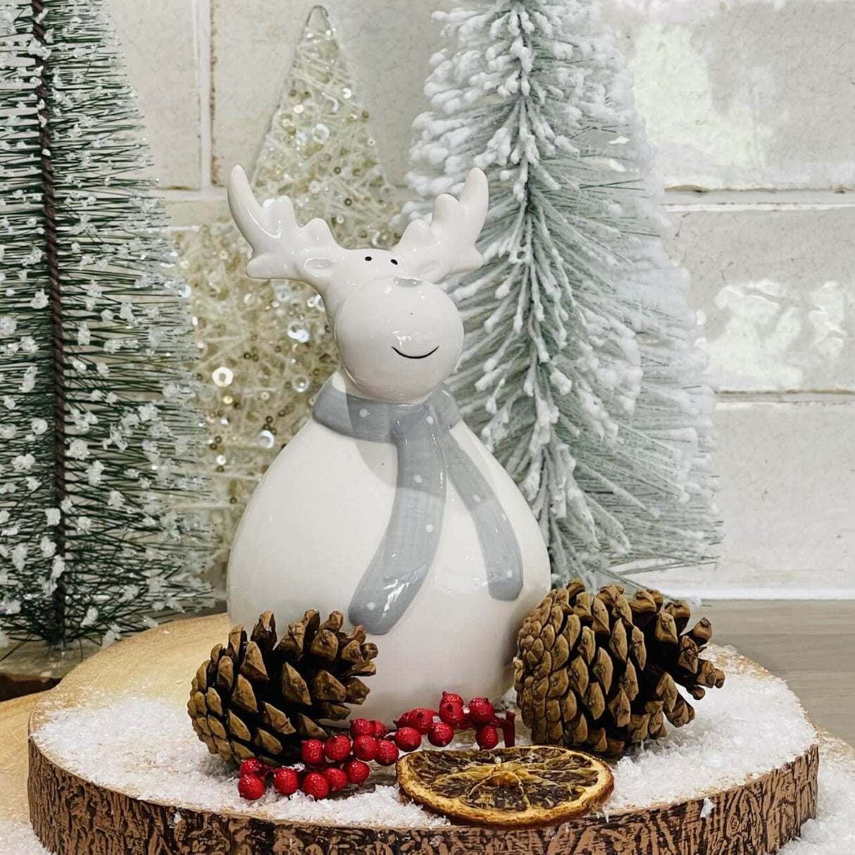 Ceramic Plump Reindeer | 14cm
