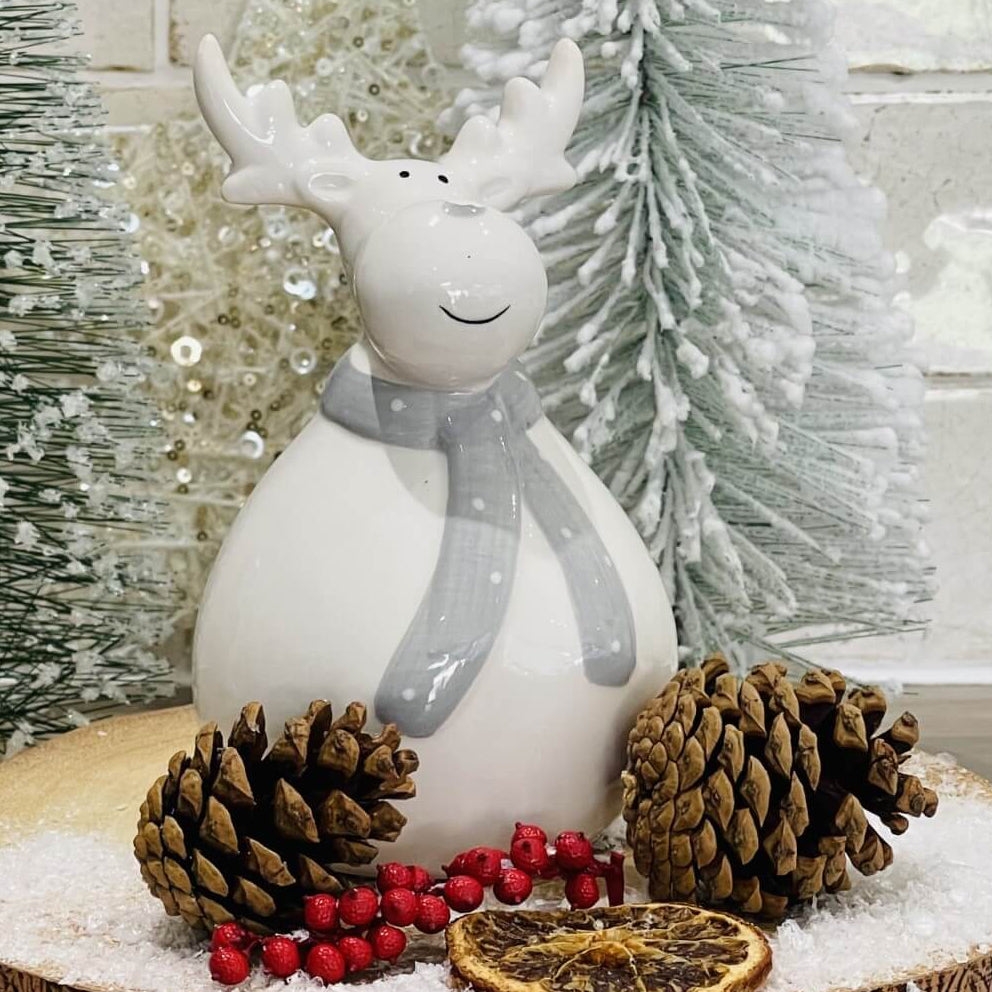 Ceramic Plump Reindeer | 14cm