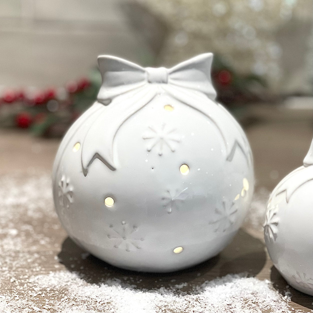 Glazed Ceramic LED Bauble with Bow | 14cm