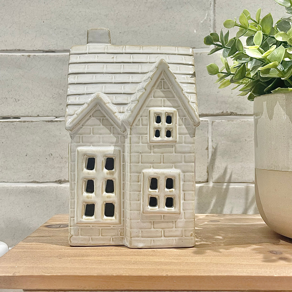 Glazed Ceramic Tiled LED House