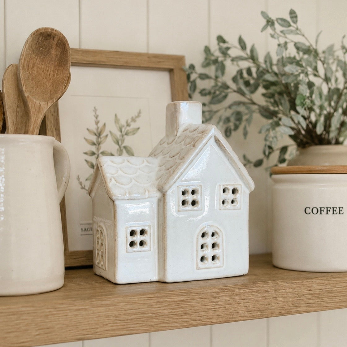 LED Light Up Cottage House | 12.5cm