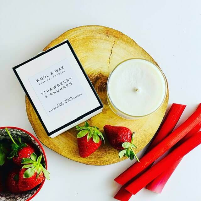 Scented Candle - Strawberry & Rhubarb - Starburst Interiors Limited